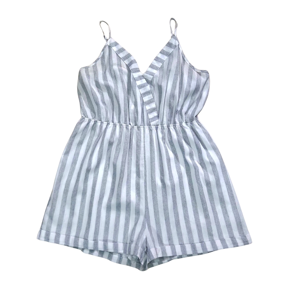SHEIN Gray and White Jumpsuit with Ruffle Detail